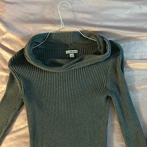 off the shoulder shirt